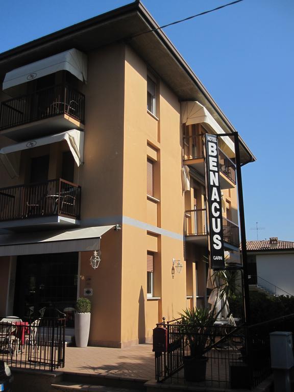 Hotel Benacus Bardolino Kültér fotó