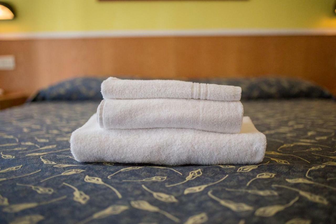 Hotel Benacus Bardolino Kültér fotó