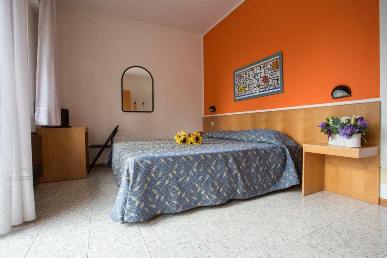 Hotel Benacus Bardolino Kültér fotó
